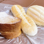 パン工場 - 料理写真:フレンチトースト&レモンパン&ミルクフランス