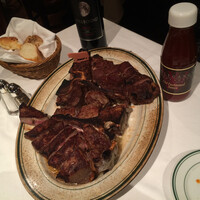 ウルフギャング・ステーキハウス 丸の内店 - 