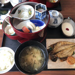 日本料理 初海 - 