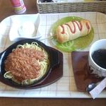 ベーカリーキッチン　マハロ - ﾗﾝﾁ　500円（ｿｰｾｰｼﾞﾊﾟﾝ）