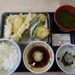 天丼・天ぷら本舗 さん天 - ｸﾞﾗﾝﾄﾞｽﾗﾑ天ぷら定食