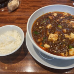 シビレヌードルズ 蝋燭屋 - 麻婆麺とごはん