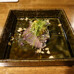 口福菜 亀吉 - 三重 鰆のお刺身 牡蠣油と紹興酒のソース