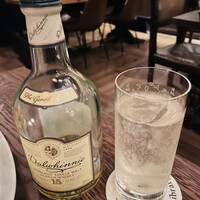 TOKYO Whisky Library - 