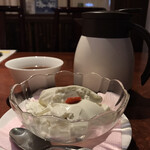 チャイナダイニング飛天 - 杏仁豆腐