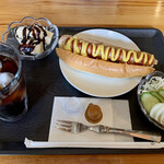 昭和おもひで館 - モーニング、ホットドッグ。