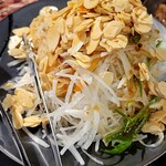 成吉思汗 大黒屋 - ・アーモンド大根サラダ495円