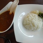 ミュージアムテラス - 具だくさんシーフードカレー（1,480円）