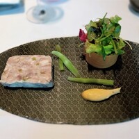 ル ベナトン - hors-d'œuvre　豚の頭肉のゼリー寄せ