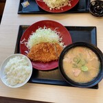 Katsuya - ロースカツ定食　とん汁大　税込792円＋55円
