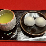 Chougorou Mochi Hompo - 長五郎餅(2個)とお煎茶のセット