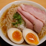 Ken - 特製しょうゆラーメン大盛(1050円＋110円)