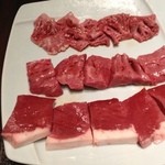 町屋やきにく密陽家 - 2013.8.22(木)20時 29の会 (^_^)v
      いっつも美味しいです。白ご飯は改善の余地あり