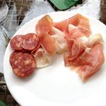 フォリオリーナ・デッラ・ポルタ・フォルトゥーナ - 生ハム色々