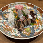 日本料理 櫂 - 刺身盛り合わせ
            トロ、ひらめ、シマアジ、カツオ、タコ