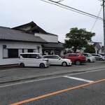 かえで - 店舗外観