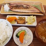 まめ多3715 - さんま一夜干し焼定食