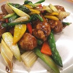 黒酢で作る酢豚
