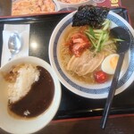 ファミリー食堂 山田うどん食堂 - 