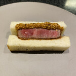 イチリン ハナレ - 山形牛のシャトーブリアンカツサンド