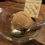 銀座 いっぱし - デザートの自家製キャラメルアイスは濃厚！