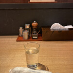 中華そば 勝本 - カウンターテーブル