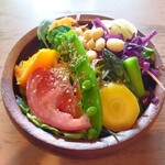 けや木 - セットのサラダ