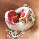 MAISON LAFITE - 糸島のモッツァレラチーズの中から、真っ赤なトマト