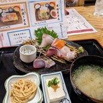 Sakana No Toriyamasan - 昼のお造り定食