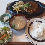 蒼 - 料理写真:ランチ〜カレーハンバーグ