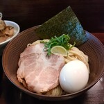 麺屋 ルリカケス - 麺も具材も完璧