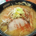 春日食堂 - 味噌ラーメン　2013/8/12ver（唐辛子投入後）