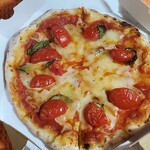 畑のキッチン - フレッシュトマトPizza¥1100