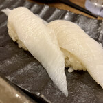 すし酒場 魚あるき - 「えんがわ（税込￥180）×2」