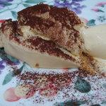 セラン - 2009/08 栃木県“磨宝卵”のティラミス バニラジェラート添え