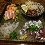 いとや - 本日の刺身盛り合わせ。相変わらずレベル高し！