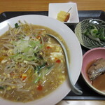 Kanoya - 馬肉と豚肉のフワたま酸辣麺990円
