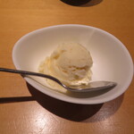 Sushi Mihama - 角源さん製のフグの子アイス