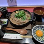 はり重 - すき焼き御膳（ライス、赤だし付き）