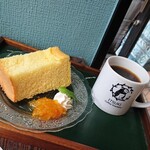 ITSUKI Coffee Roastery - シフォンは他店、ジャムは自家製