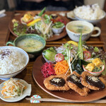 キッチン 鳶色 - 