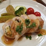 キッチン ブルー グローブ - 鶏肉とチーズのガランティーヌのアップ