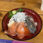 Yamatake Suisan - 海鮮丼1500円