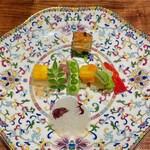 上方中華 新瓊 - 唐芋菜庭：赤芋茎(ずいき)と大阪野菜