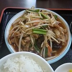 台湾料理 福祥居 - ニラとホルモン炒め