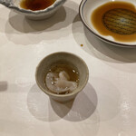 鮨 やすみつ - とり貝のヒモの酢漬け