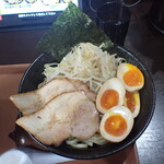 Tsukemen Shinshin - 麺と具