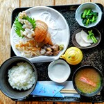 光る海 - 活ツブ刺定食