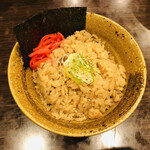 中華蕎麦 御輿 - 豚炊き込みごはん(大盛) 500円