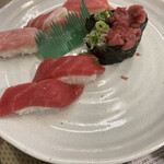 ファミリー回転寿司 花子 - 